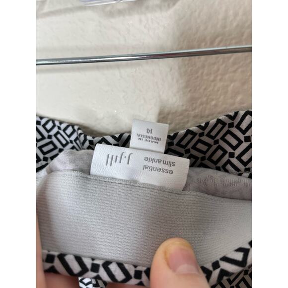 J. JILL Essential Slim Ankle Geometric Print Pants Size 14 - Picture 4 of 5
